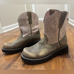 Ariat Fatbaby Leather Boots in Pink & Brown Cowgirl Boots Chunky Western
